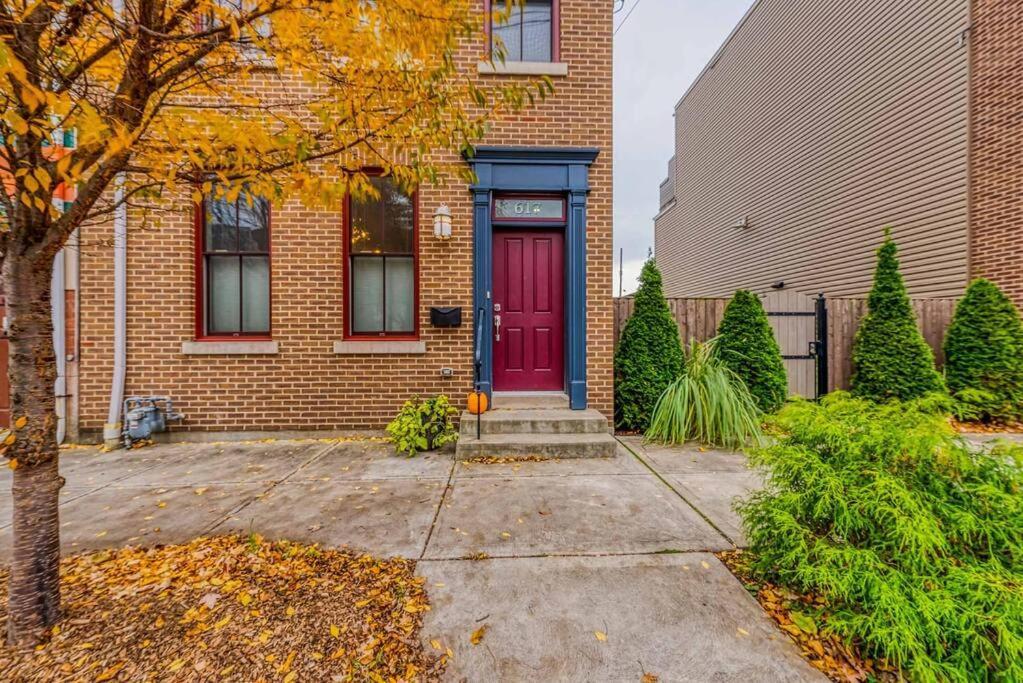Stadiumview Villa: Pet-Friendly 4BR with City Vistas Pittsburgh Exterior photo